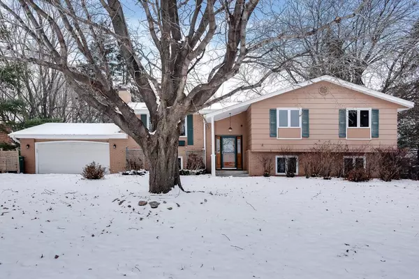 9506 Toledo AVE S, Bloomington, MN 55437