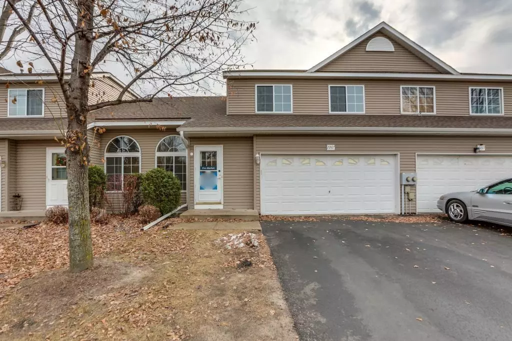 Lino Lakes, MN 55014,7267 Savanna CT