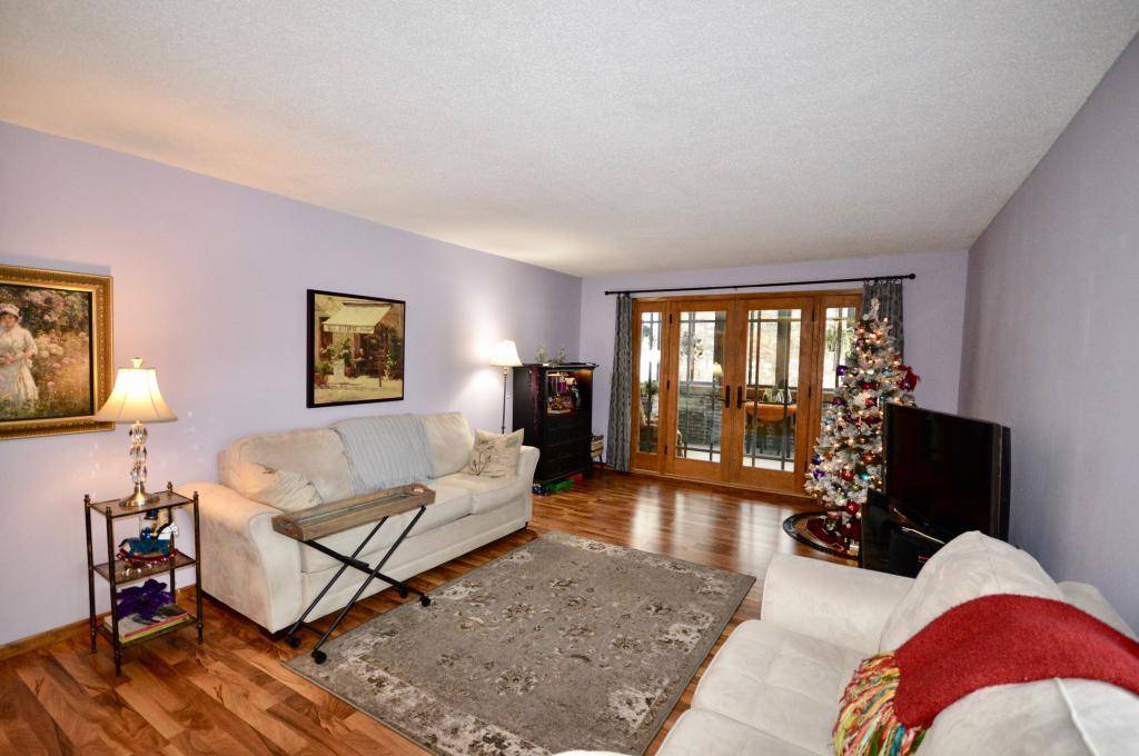 2525 76th ST E #108, Inver Grove Heights, MN 55076