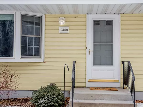 Blaine, MN 55434,10590 Madison ST NE