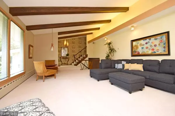 Crystal, MN 55422,2712 Brookridge AVE