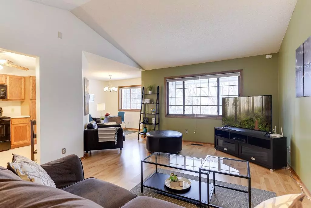 Columbia Heights, MN 55421,4070 Maureen DR NE #202