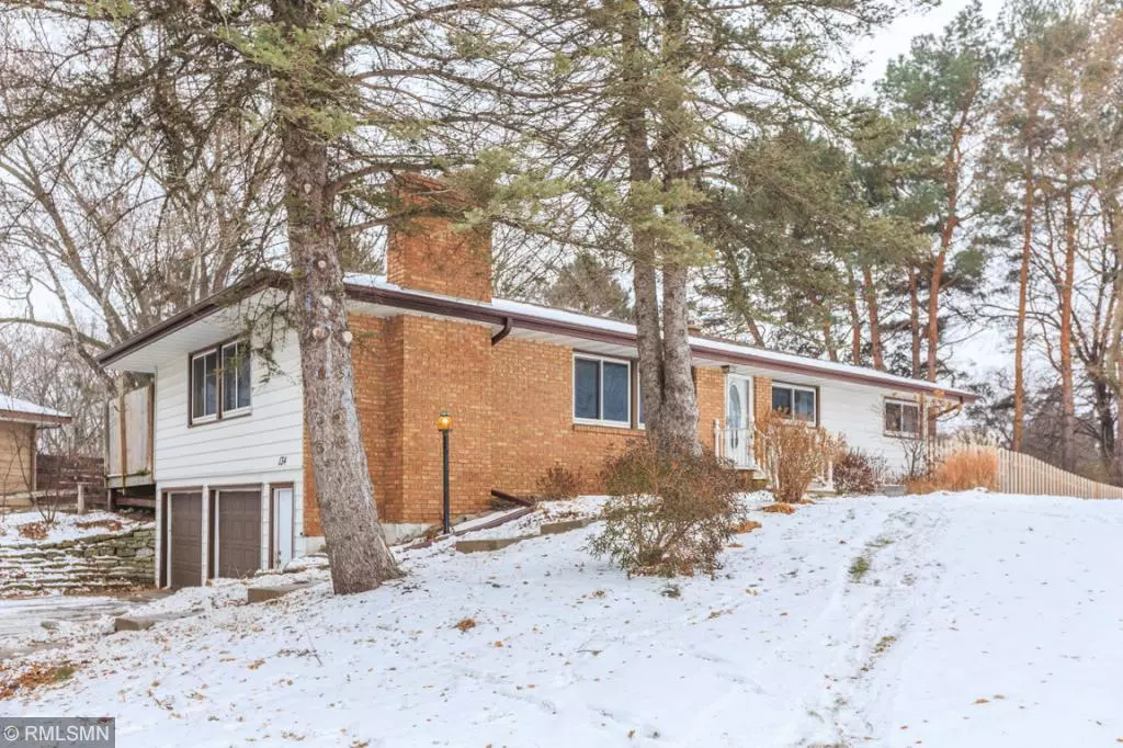 Vadnais Heights, MN 55127,134 Martin WAY