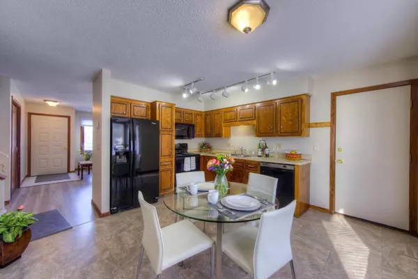 New Hope, MN 55427,2904 Hillsboro AVE N