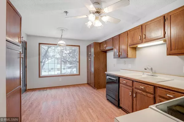 Bloomington, MN 55438,11105 Oregon CIR S