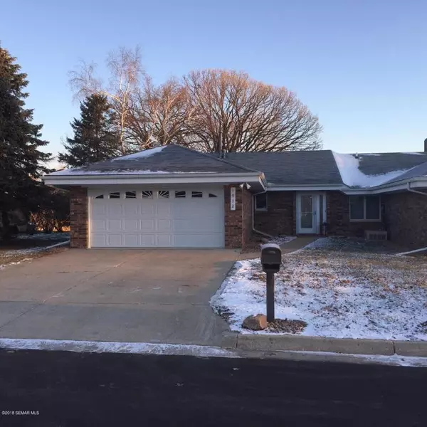 1932 Wilby RD, Albert Lea, MN 56007