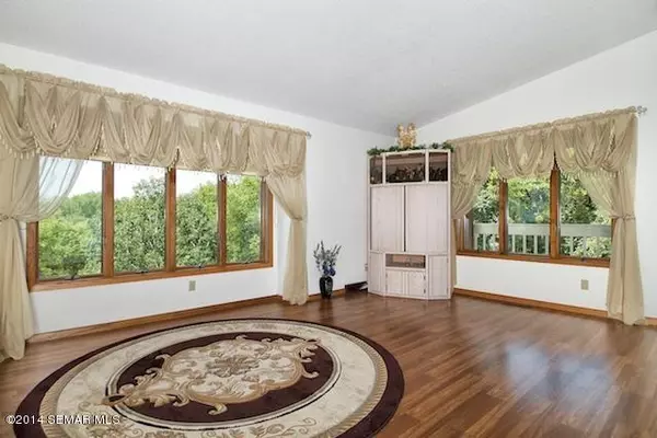 Onalaska, WI 54650,6078 N Apple Valley