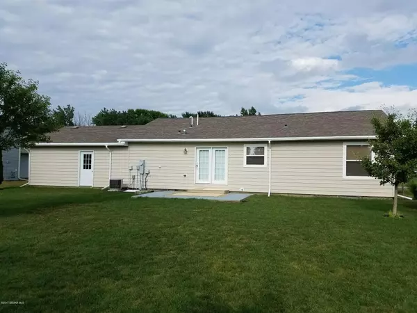 Kasson, MN 55944,1303 7th AVE SE