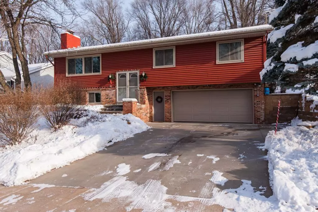 Rochester, MN 55906,2528 Northern Hills CT NE