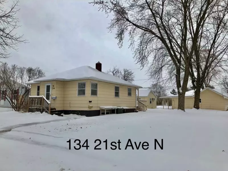 134 21st  Ave, Saint Cloud, MN 56303