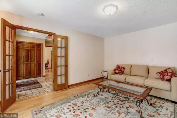 Bloomington, MN 55438,7001 W 83rd ST