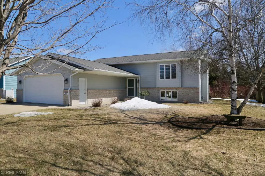 Saint Charles, MN 55972,325 Meadow View DR