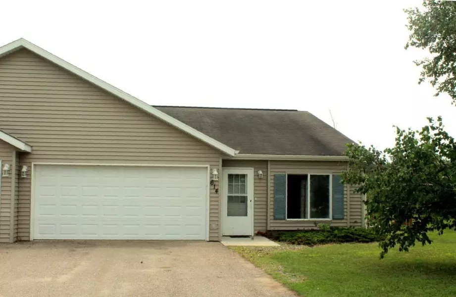 614 8th ST W, Park Rapids, MN 56470