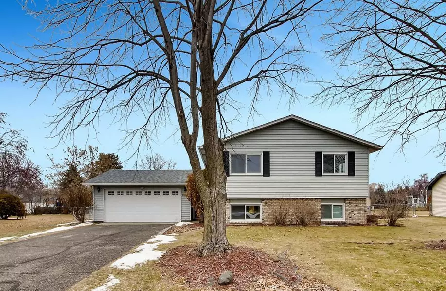 9508 Vincent AVE N, Brooklyn Park, MN 55444