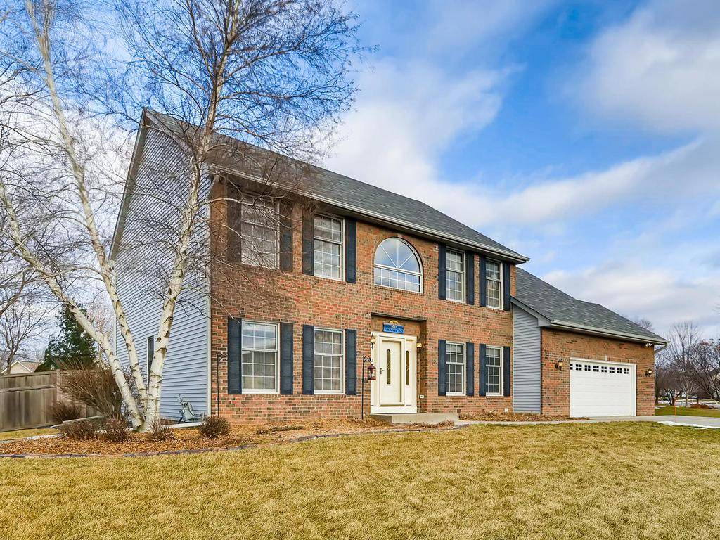 1407 Schooner WAY, Woodbury, MN 55125