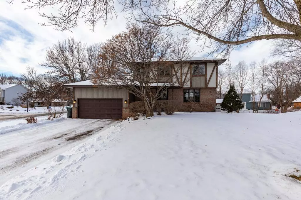 Plymouth, MN 55442,4875 Deerwood LN N