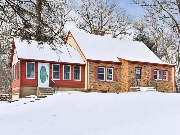 701 13th AVE, Howard Lake, MN 55349