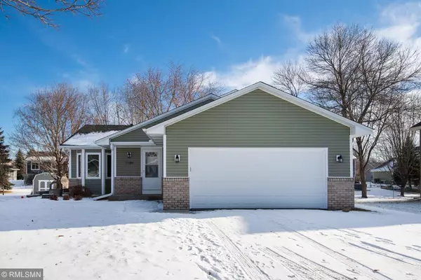 Lino Lakes, MN 55014,7184 Whippoorwill LN