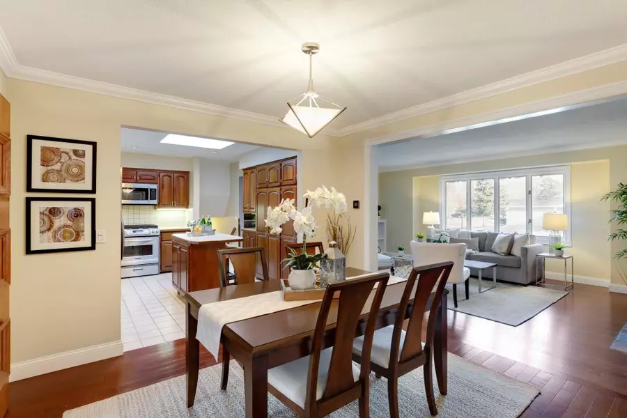 6024 Shane DR, Edina, MN 55439