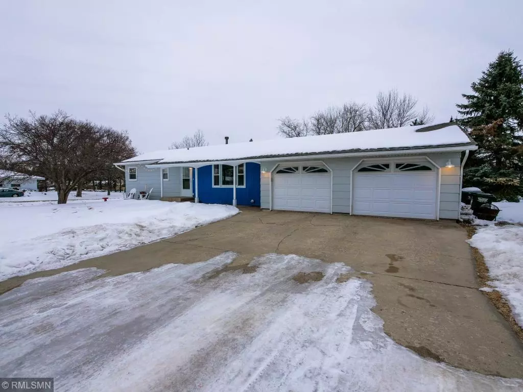 Alexandria, MN 56308,1109 Donna DR NW