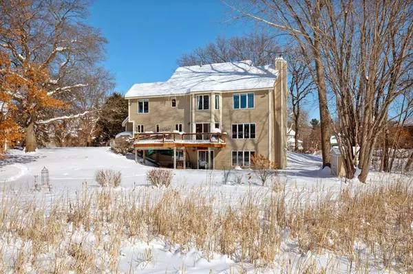 White Bear Lake, MN 55110,5267 Oak Ridge CT