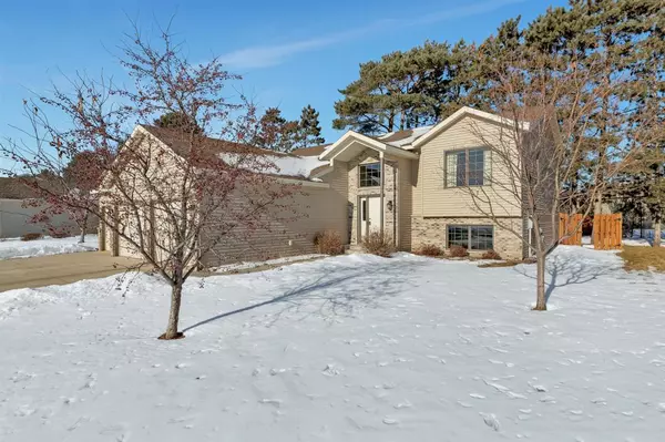 Sartell, MN 56377,3208 12th AVE N