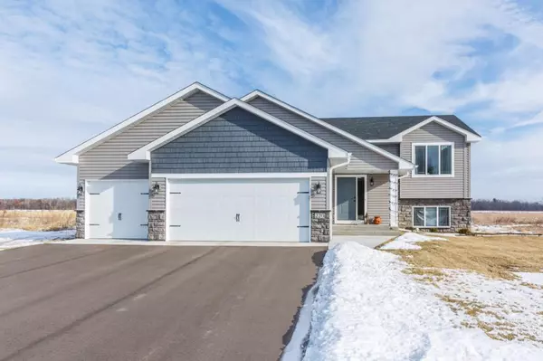 220 Fitzgerald AVE N, Rush City, MN 55069