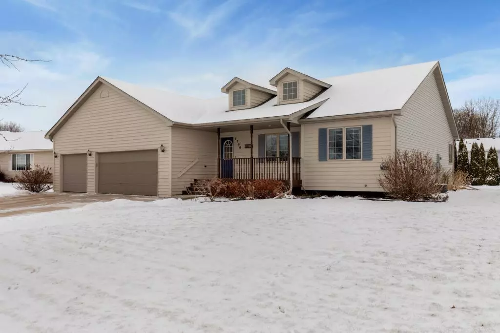 Owatonna, MN 55060,1799 Prairie LN NE