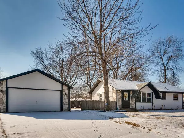 Cottage Grove, MN 55016,7886 Gresham LN S