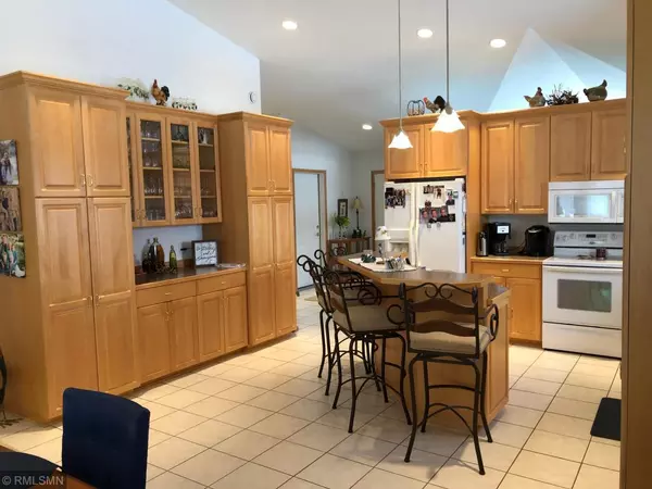 Albert Lea, MN 56007,1114 Wood Park LN