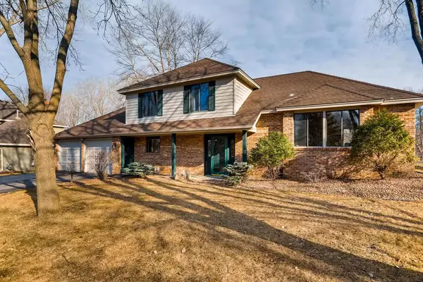 Minnetonka, MN 55345,4609 Saddlewood DR