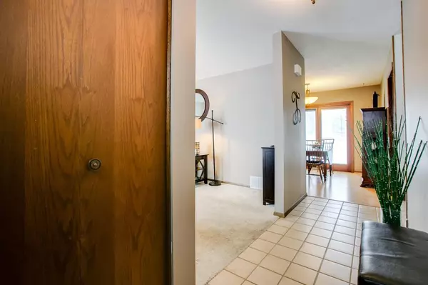 Apple Valley, MN 55124,13260 Flagstaff AVE