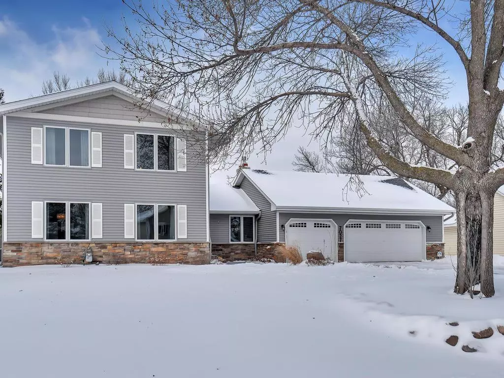 Lino Lakes, MN 55014,7027 W Shadow Lake DR