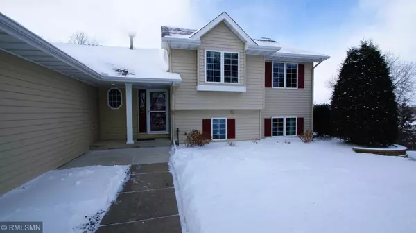 Chanhassen, MN 55317,8601 Kingfisher CT