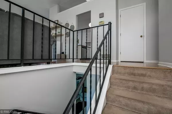 Eagan, MN 55122,4455 Clover LN #B