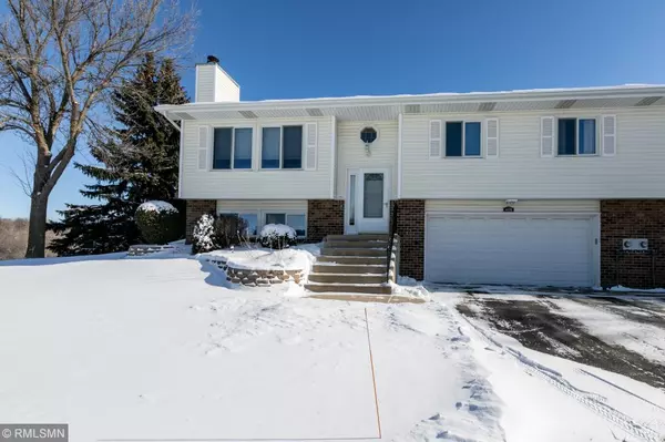 Eagan, MN 55122,4455 Clover LN #B