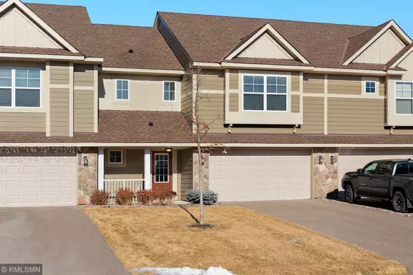 3433 Chestnut LN, Eagan, MN 55123