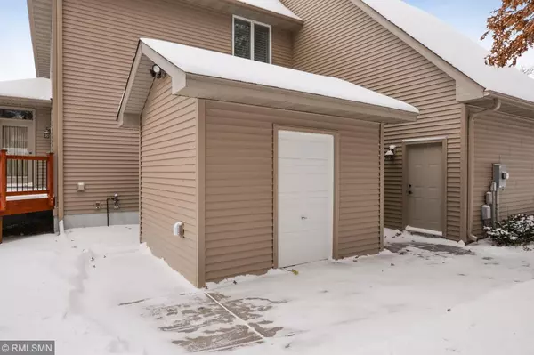 Blaine, MN 55449,2084 117th LN NE