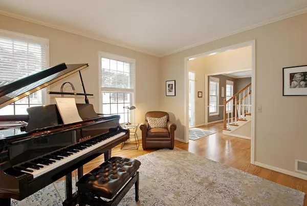 Mahtomedi, MN 55115,848 Woodridge CT