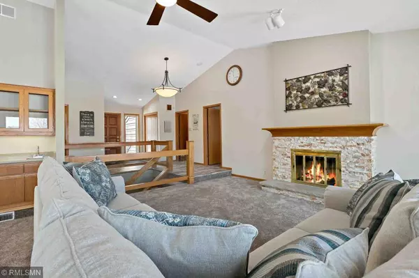 Eden Prairie, MN 55346,7765 Carnelian LN