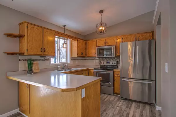 North Branch, MN 55056,38664 Glacier DR