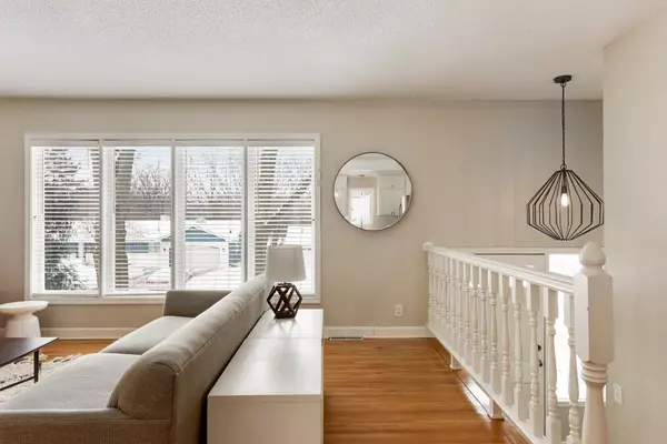 Minnetonka, MN 55345,5227 Birch RD