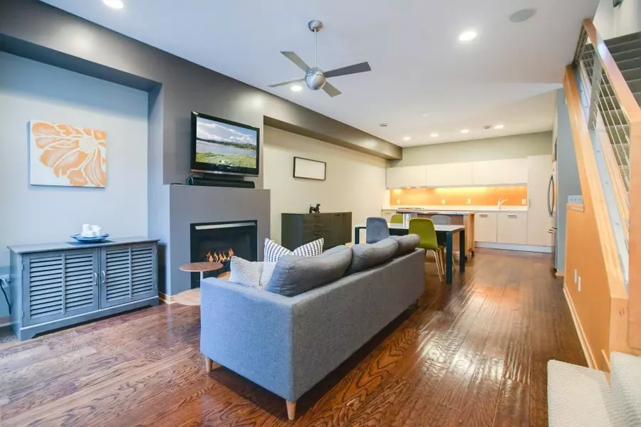 2818 Aldrich AVE S #106, Minneapolis, MN 55408