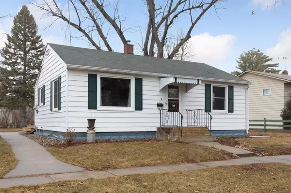627 Lake ST, River Falls, WI 54022