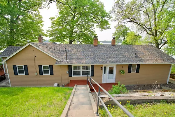 405 Acacia WAY, Stanchfield, MN 55080