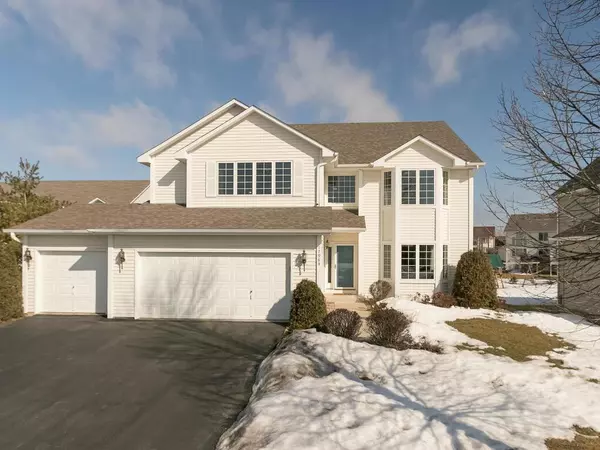 17984 Macintosh RD, Eden Prairie, MN 55347