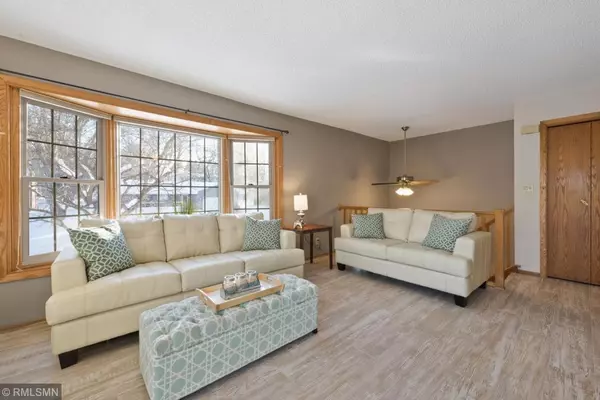 Chanhassen, MN 55331,3941 Linden CIR