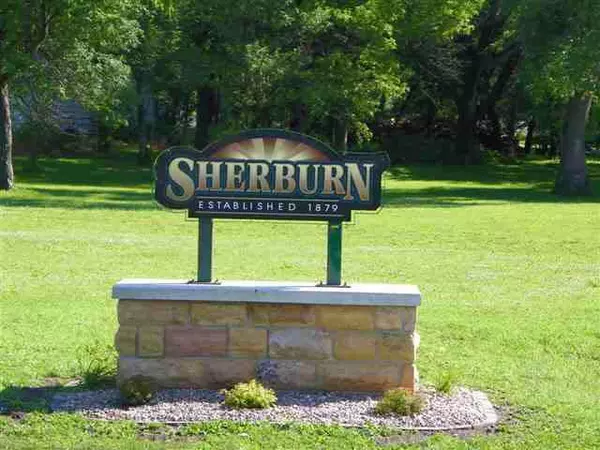 Sherburn, MN 56171,411 Fox Lake AVE