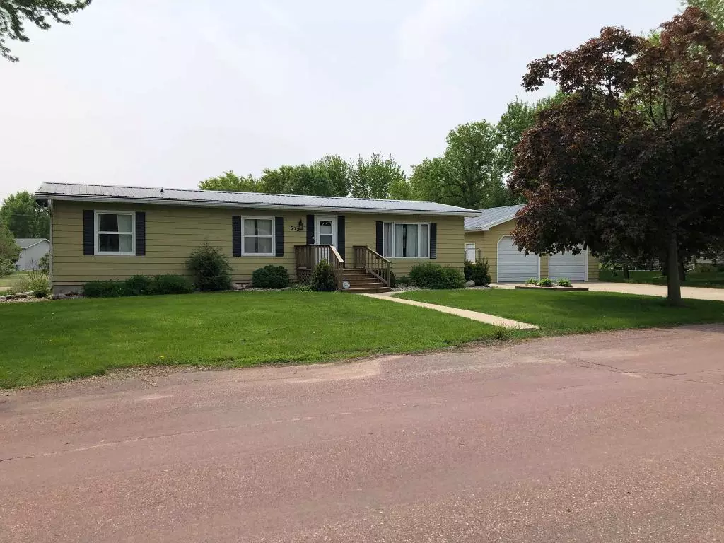 Heron Lake, MN 56137,622 11th ST