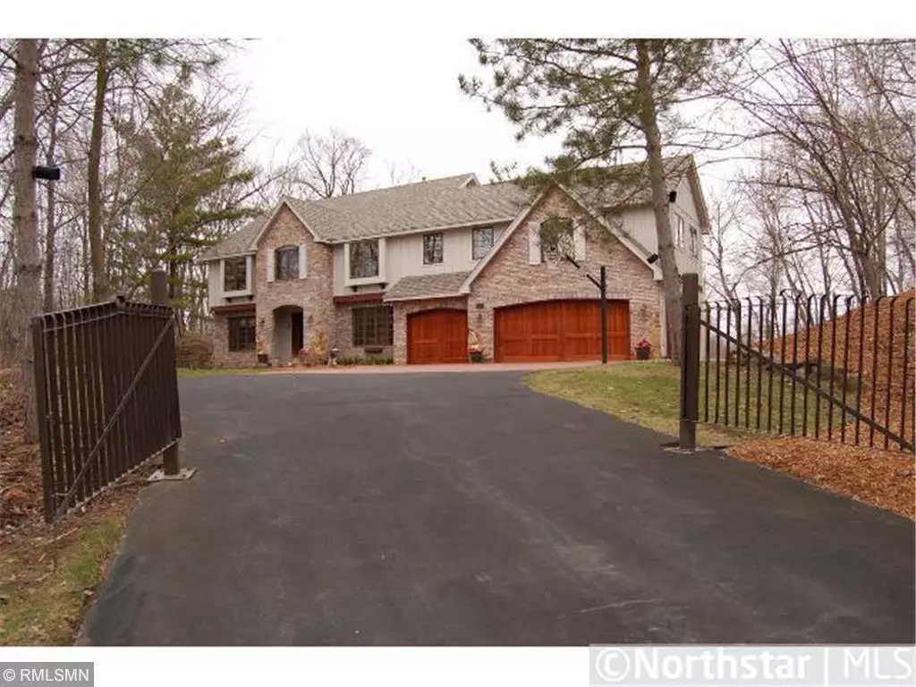 Lino Lakes, MN 55110,6165 Woodchuck CIR